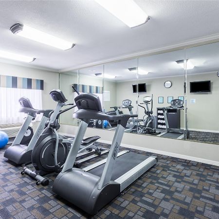 Holiday Inn Express Hotel And Suites Lake Charles By Ihg Bagian luar foto