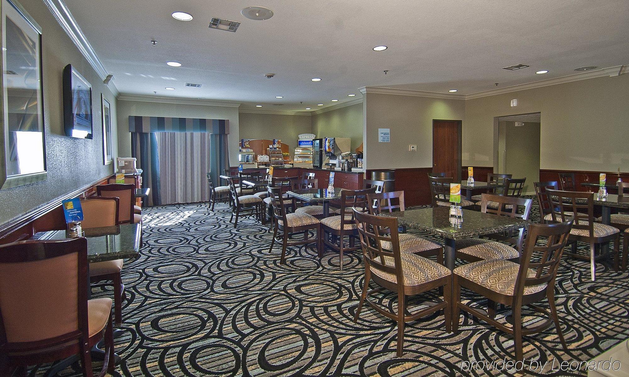 Holiday Inn Express Hotel And Suites Lake Charles By Ihg Restoran foto