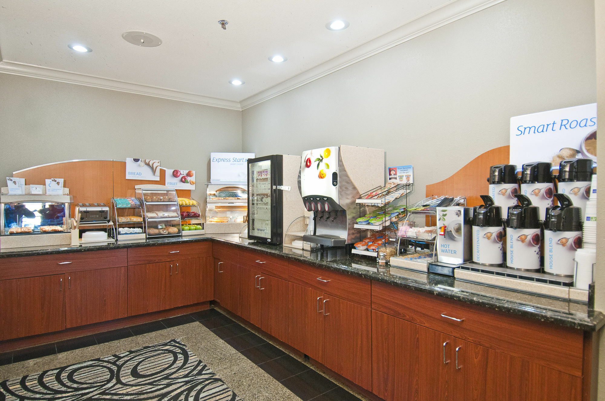 Holiday Inn Express Hotel And Suites Lake Charles By Ihg Bagian luar foto