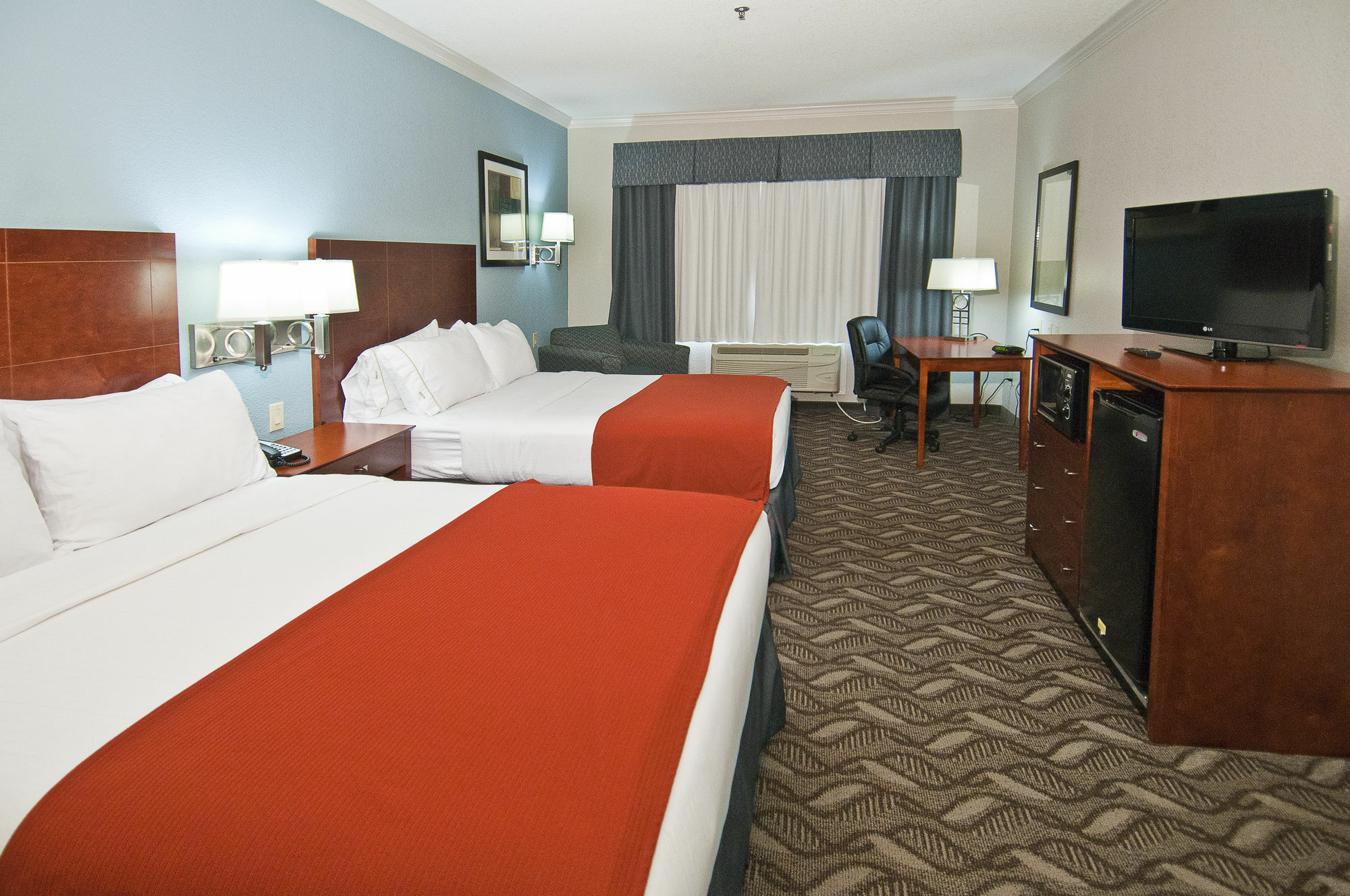 Holiday Inn Express Hotel And Suites Lake Charles By Ihg Bagian luar foto